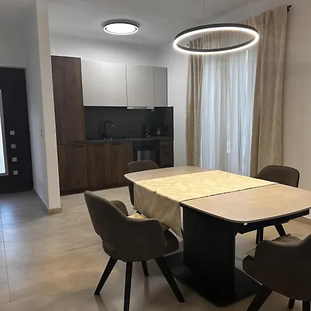 Modernes In Nur 500 Meter Zum Mit Parkplatz, Grill, Waschmaschine Rovinj