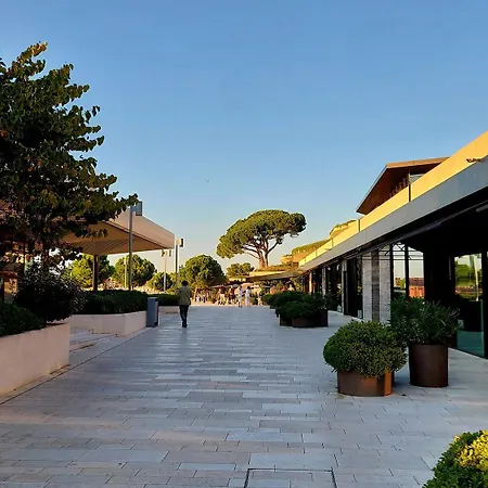 Modernes In Nur 500 Meter Zum Mit Parkplatz, Grill, Waschmaschine Appartement Rovinj